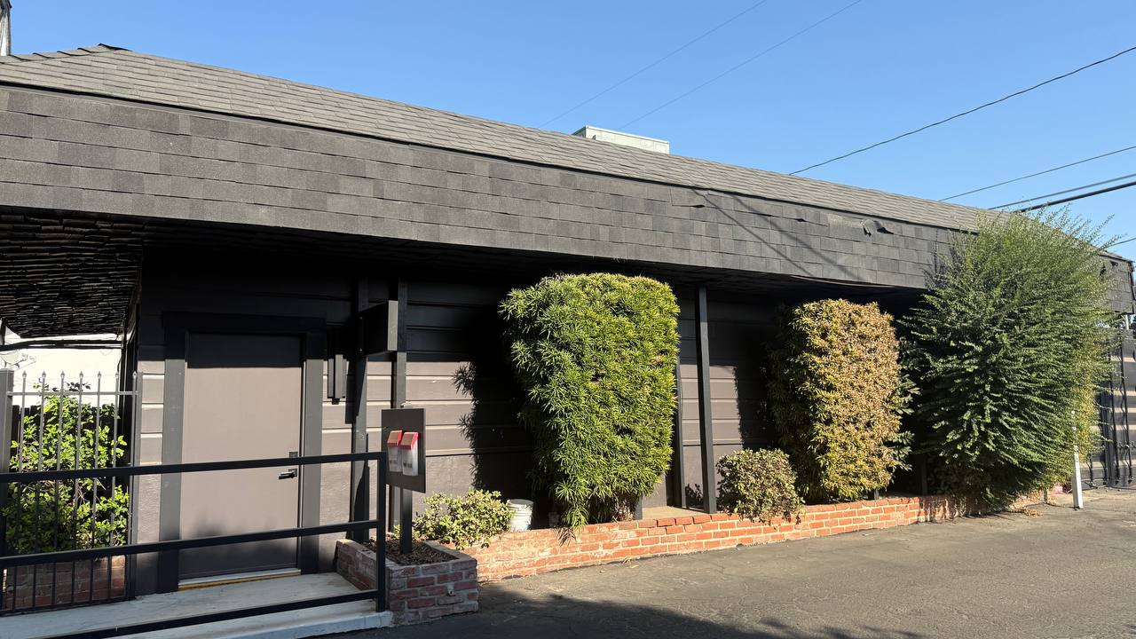 617 West Tulare Avenue - 1
