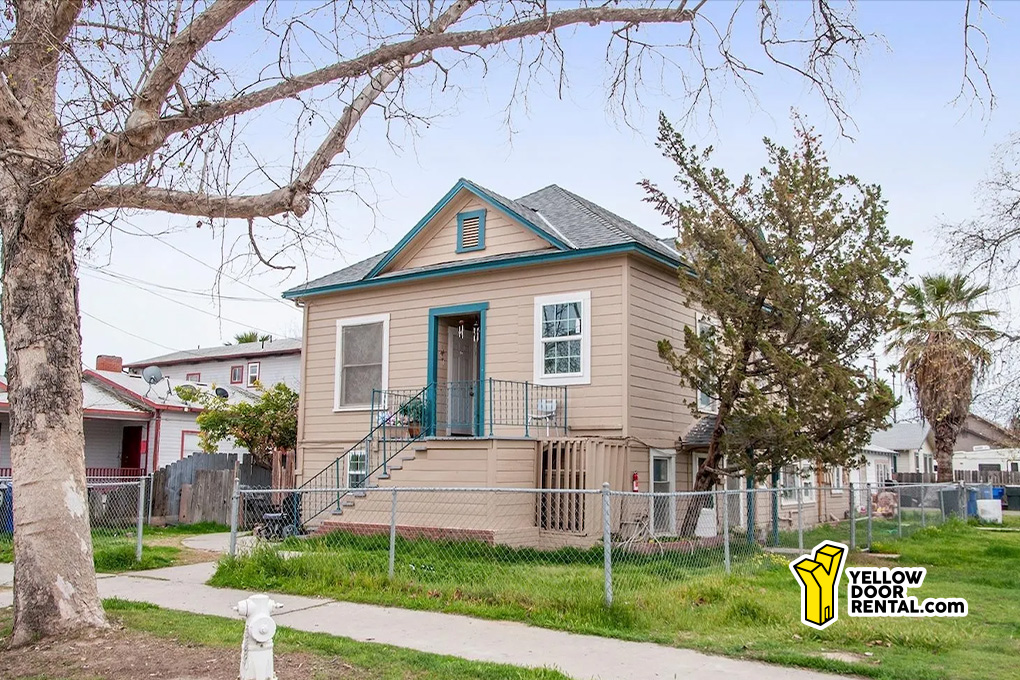 301 East Myrtle Street - 1