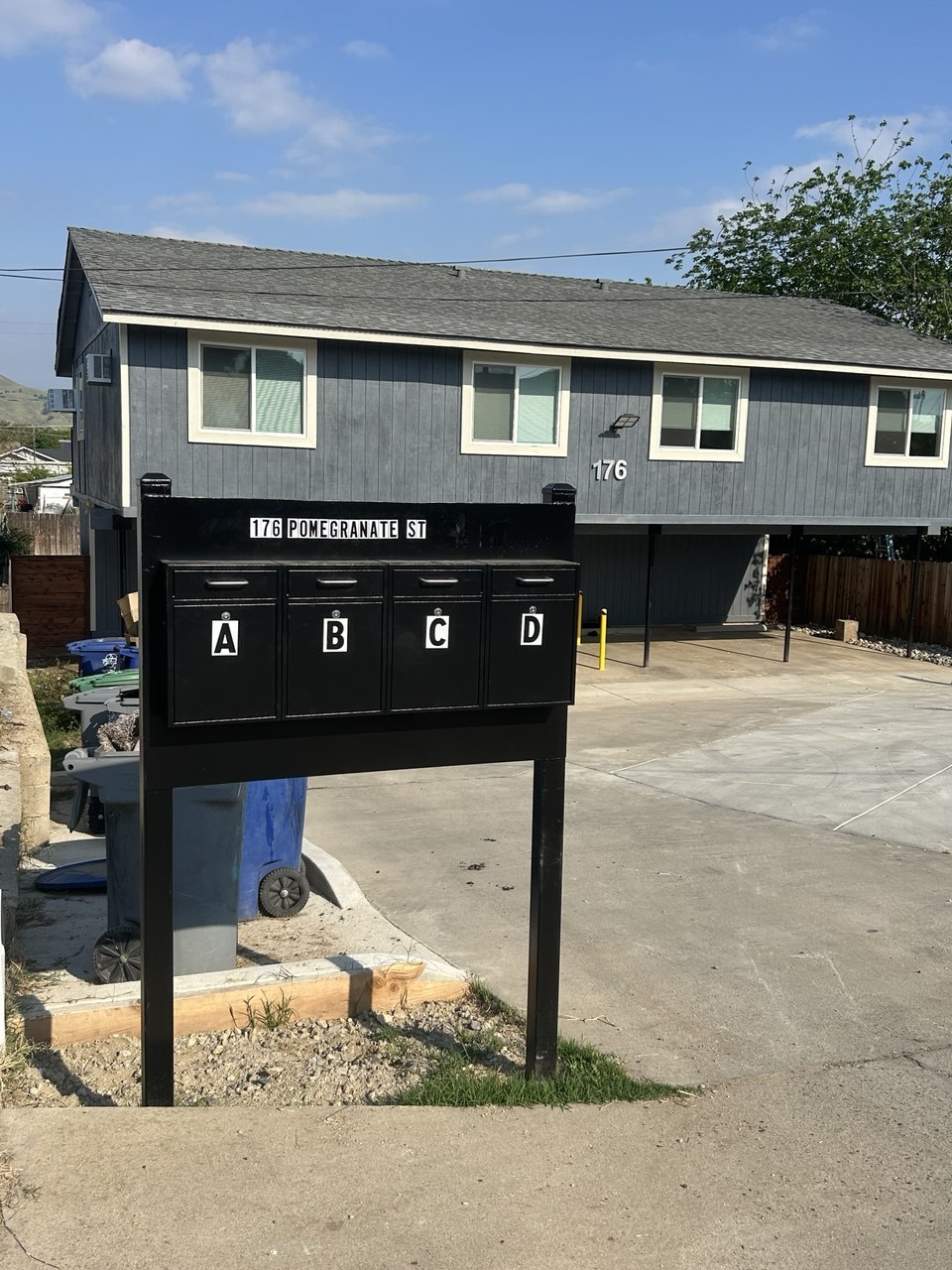 176 Pomegranate Street